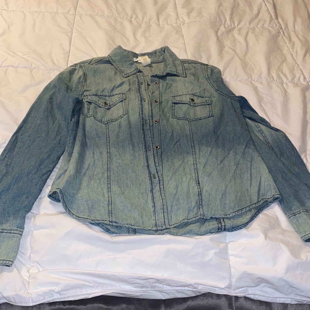 Light Weight Jean Button Down
